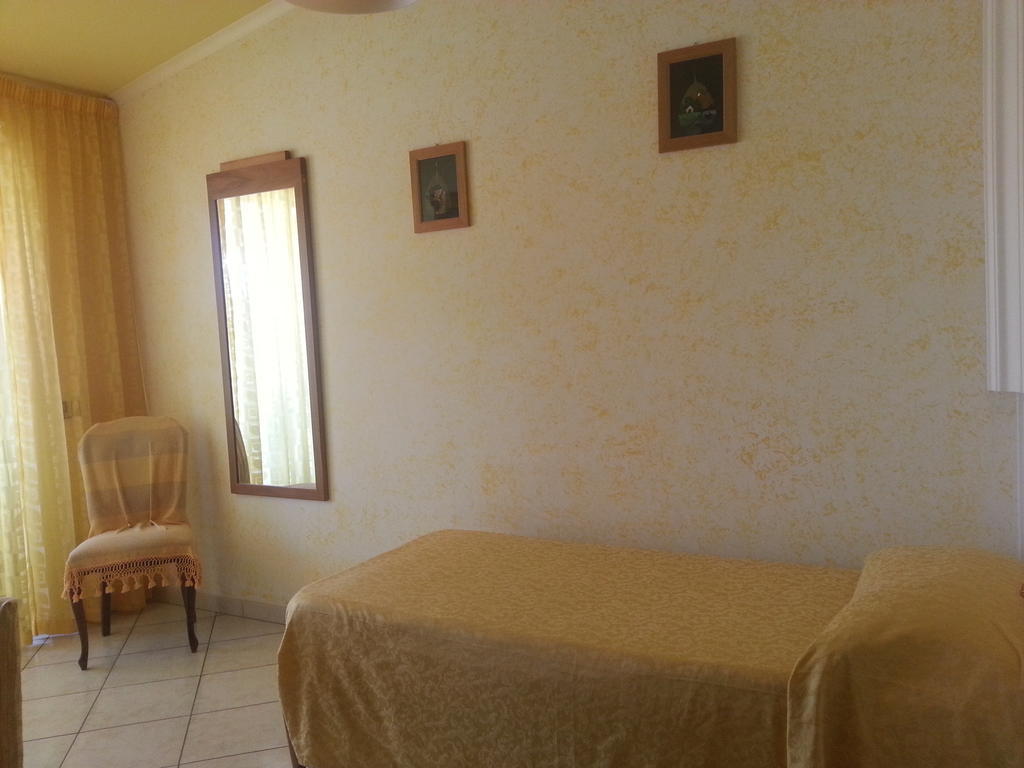 Hotel Mistef Фалерна Номер фото