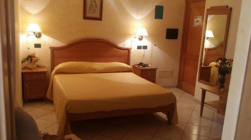 Hotel Mistef Фалерна Экстерьер фото