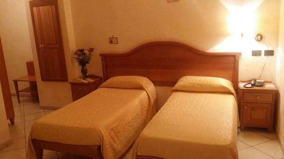 Hotel Mistef Фалерна Экстерьер фото